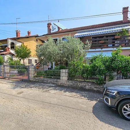 Adila 4 Apartamento *