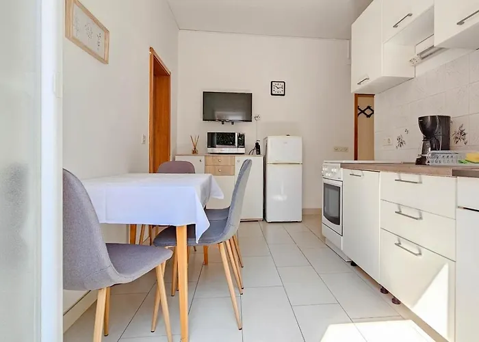 Adila 4 * Novigrad Istria