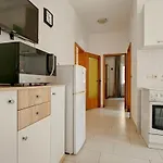 Apartment Adila 4 *