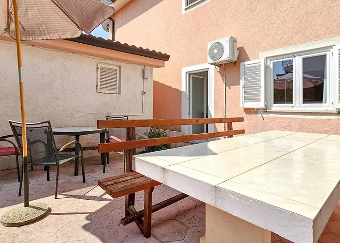 Adila 4 Διαμέρισμα