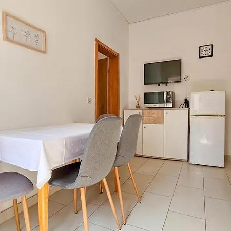 Adila 4 Appartamento Novigrad Istria